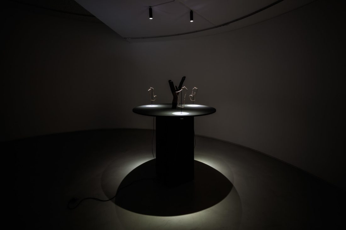 Foco Galeria Unfinishablinging. Di siffatte movenze era pieno il mondo